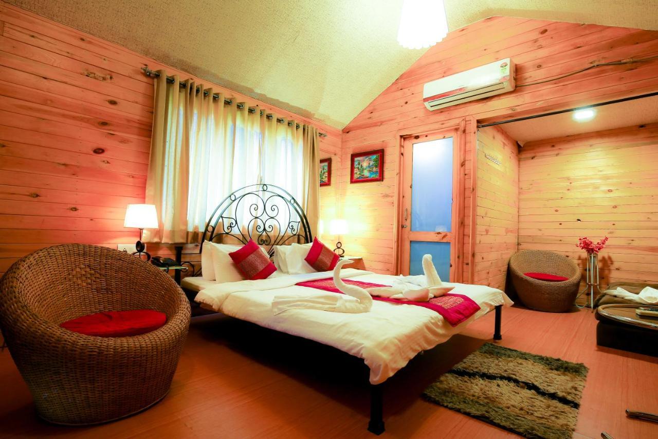 1 India Resort, 伊加特普里 外观 照片