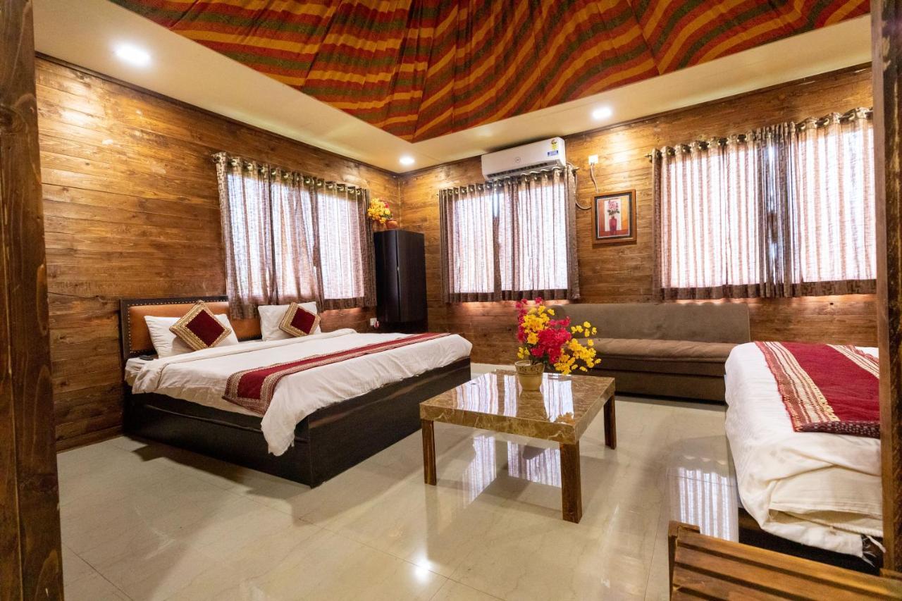 1 India Resort, 伊加特普里 外观 照片