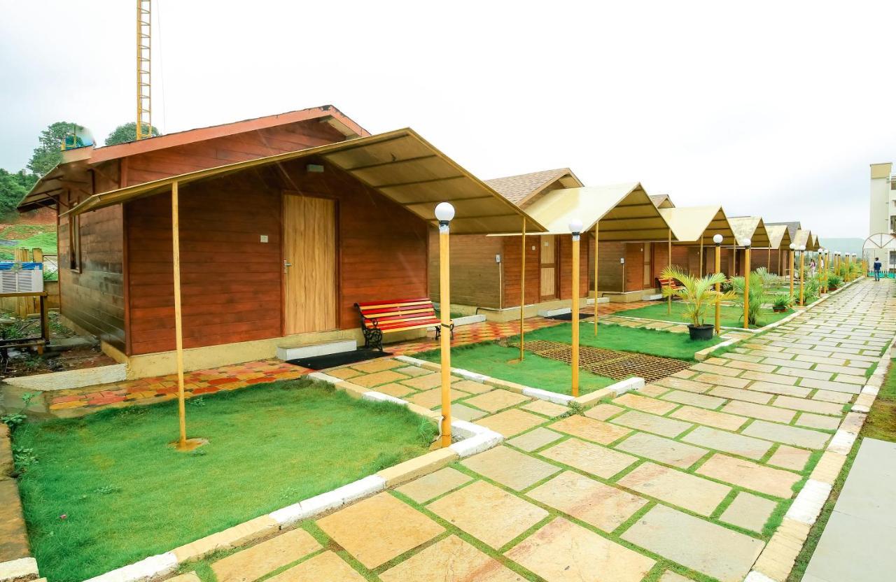 1 India Resort, 伊加特普里 外观 照片