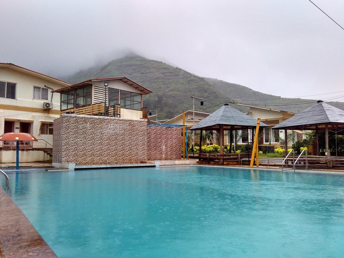 1 India Resort, 伊加特普里 外观 照片